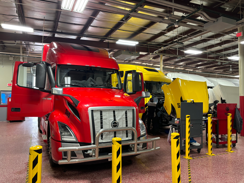 SHOP-REPAIR-truck-2